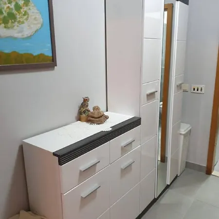 아파트 Mari 스토모르스카