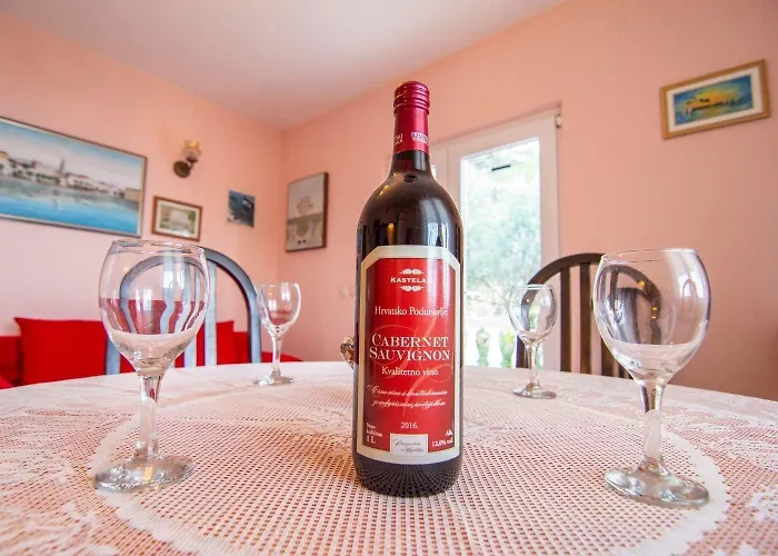 Mari Appartement Stomorska